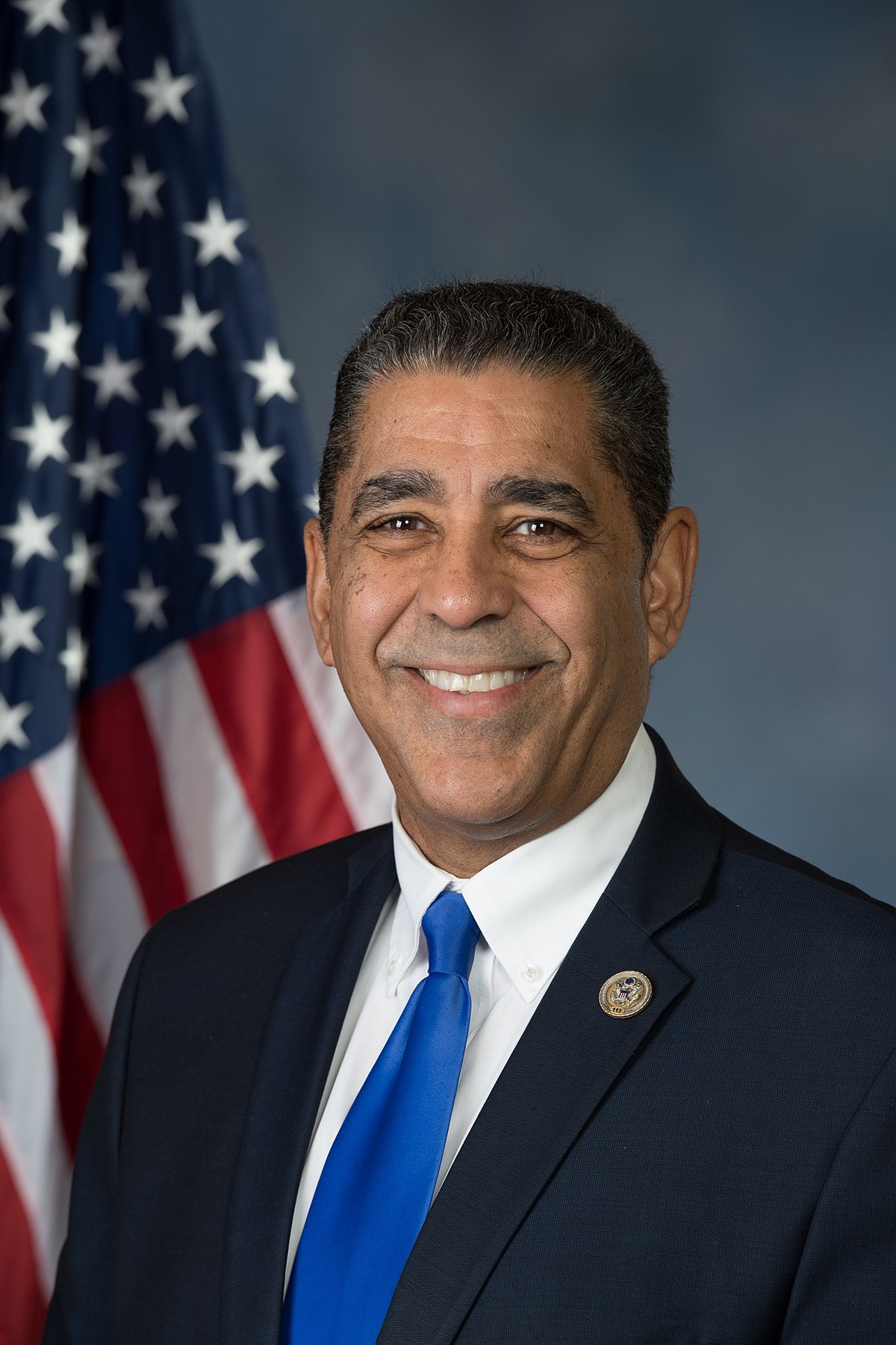 Adriano Espaillat: liderazgo consolidado rumbo a unas primarias decisivas