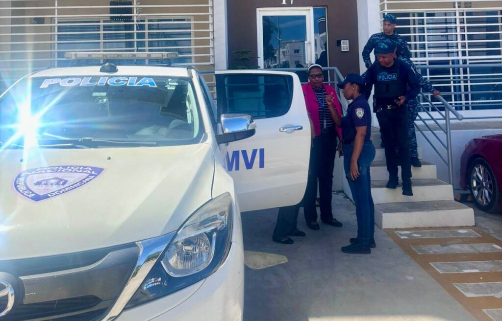 Detienen a mujer tras viralizarse video de presunto maltrato a su hijo en TikTok
