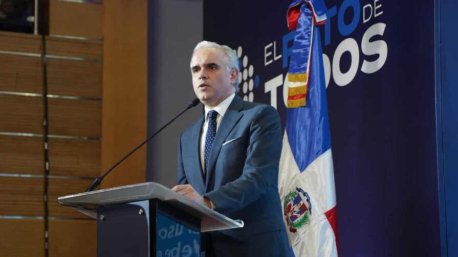 Luis Miguel De Camps participa en actividad de la Unesco en París sobre transformación digital