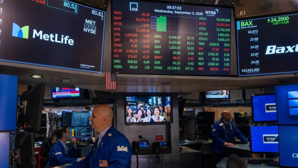 Wall Street concluye mixto tras el petróleo cerrar en 100 dólares por primera vez desde 2022