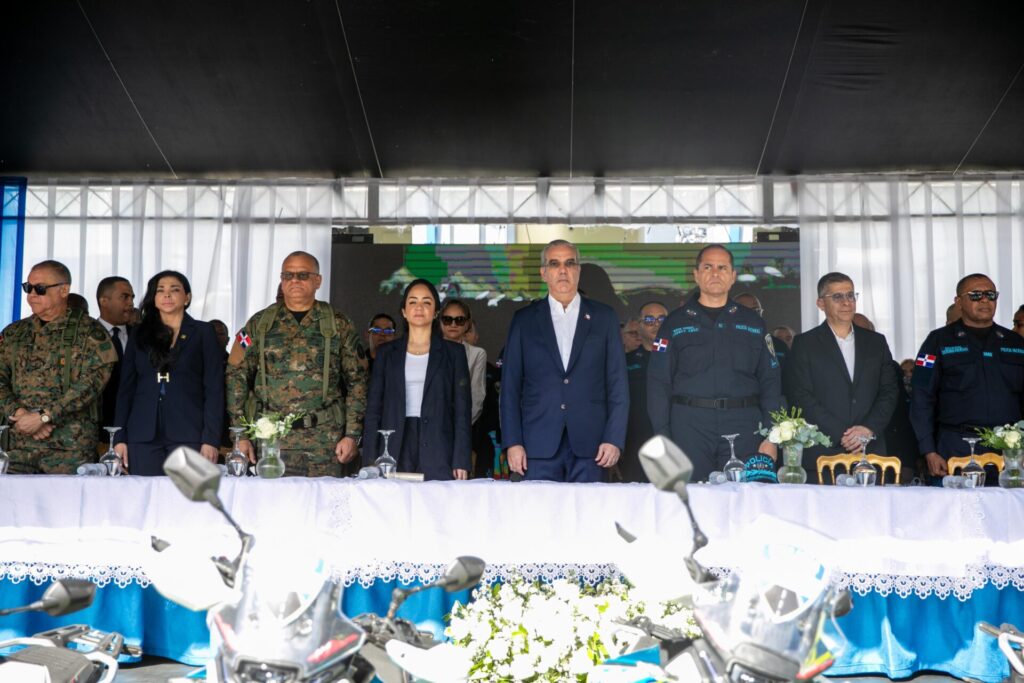 Abinader encabeza lanzamiento del operativo “Proteger y Servir Semana Santa 2026”