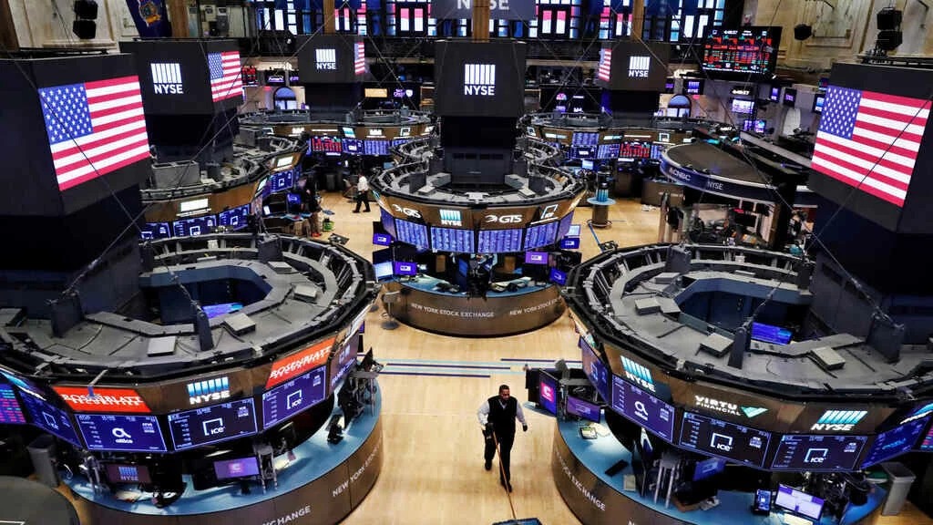 Wall Street da un giro y cierra en verde, con expectativas de avances en Oriente Medio