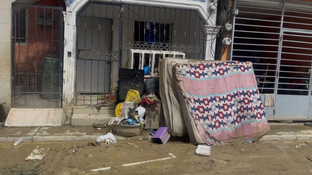 Villa Montellano sigue en vulnerabilidad pese a entrega de ayudas tras intensas lluvias