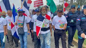«Movimiento Unidos Somos Más» realizá caminata en contra de la explotación minera