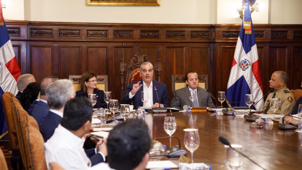 Gobierno anuncia nuevas medidas para enfrentar el impacto de la crisis en Medio Oriente