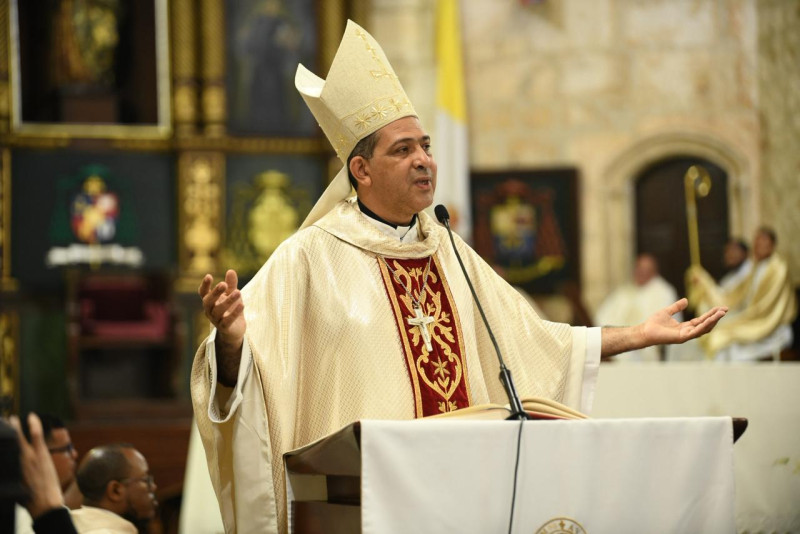 Papa León XIV recibe a arzobispo coadjutor de SD, monseñor Carlos Tomás Morel Diplán en el Vaticano