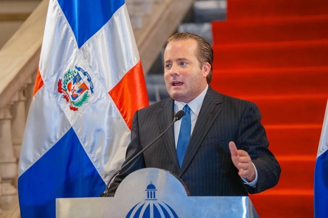 Paliza dice resultados de encuesta Gallup ayudarán al PRM a corregir fallas y fortalecer su gestión