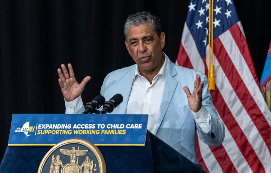 Poderoso sindicato AFL-CIO respalda reelección del congresista Adriano Espaillat