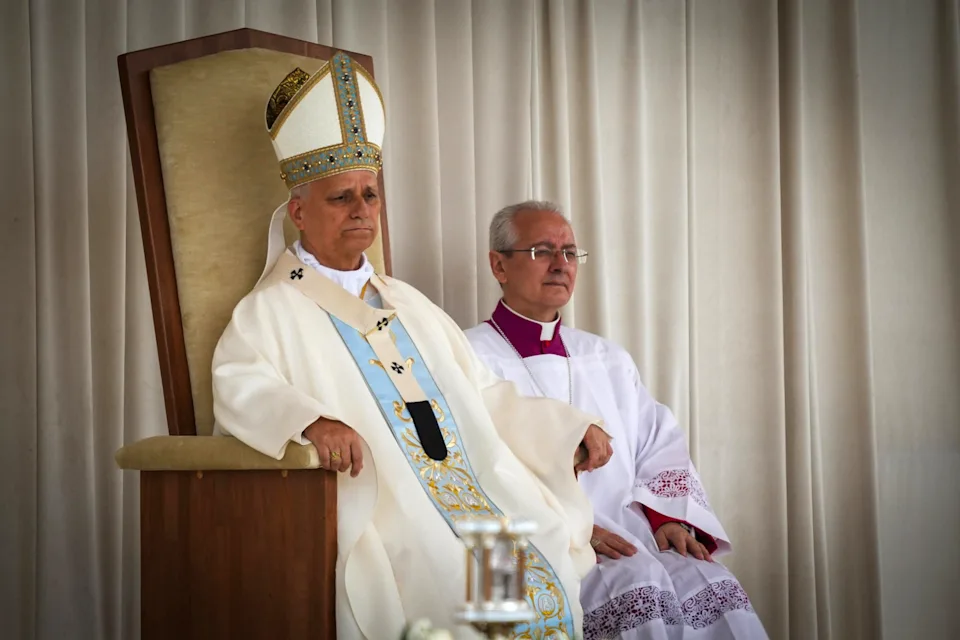 León XIV celebra su primer año de pontificado suplicando la paz en el santuario de Pompeya