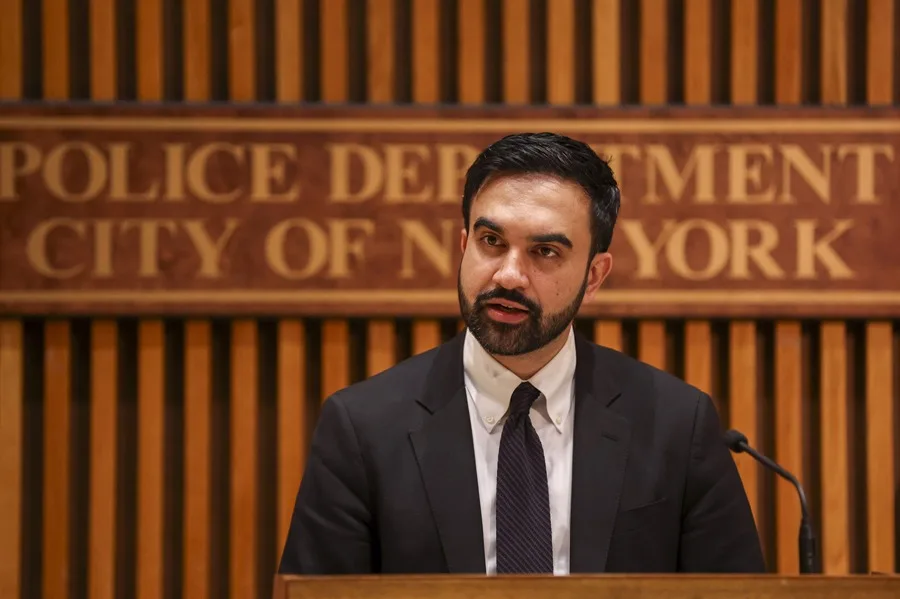 Alcalde de Nueva York rechaza asistir al desfile de Israel y rompe una tradición de 62 años