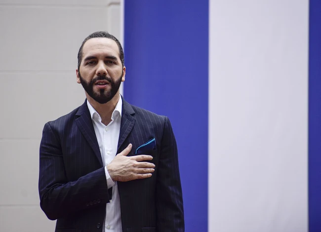 El Salvador ofrece envío de 300 rescatistas y 50 toneladas de equipo a Venezuela tras fuertes sismos