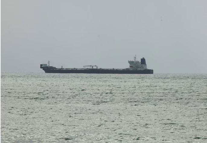 Precio del crudo vuelve a caer luego de que EE UU detuviera temporalmente las sanciones al petróleo de Irán