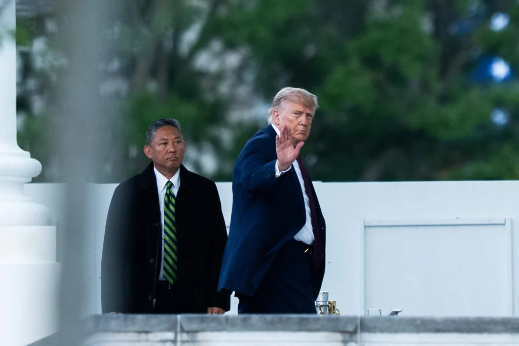 Tribunal autoriza al Gobierno Trump reanudar las deportaciones aceleradas en EE.UU.