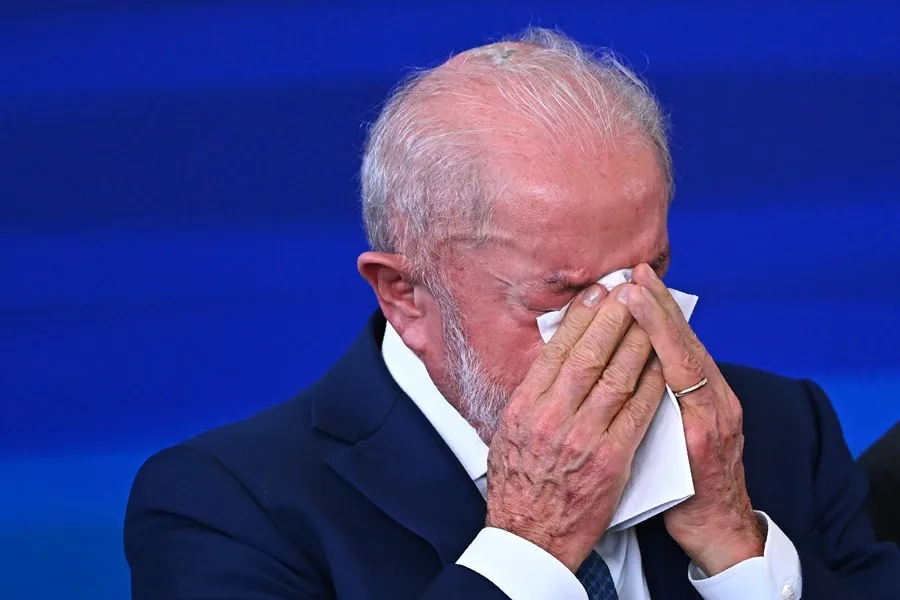 Lula da Silva termina su última sesión de radioterapia tras un cáncer de piel