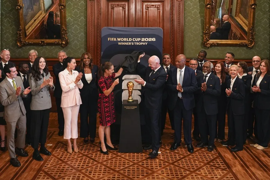Sheinbaum recibe a Infantino en el Palacio Nacional previo a la inauguración del Mundial 2026 en México