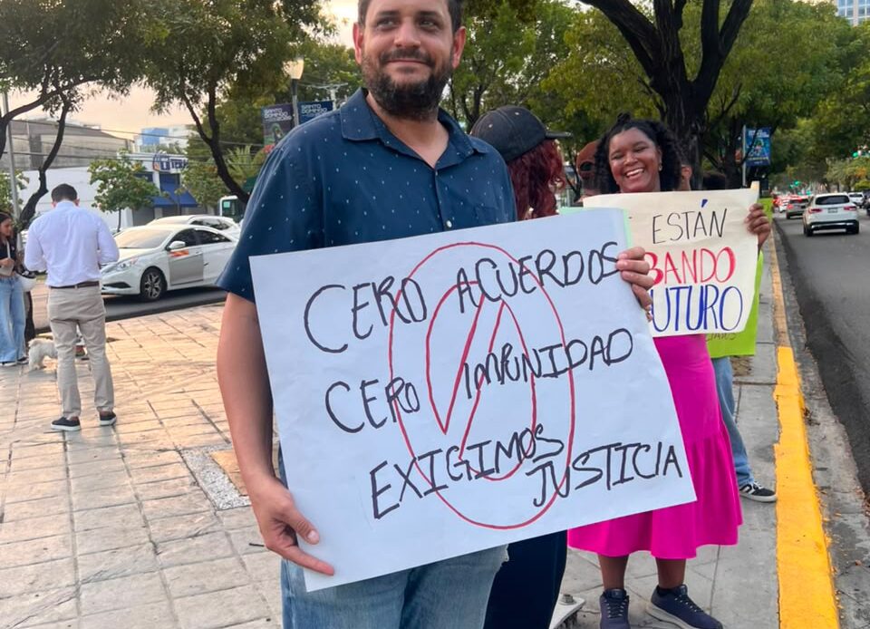 Opción Democrática realiza protestas simultáneas en Santo Domingo, Santiago, La Romana y Nueva York