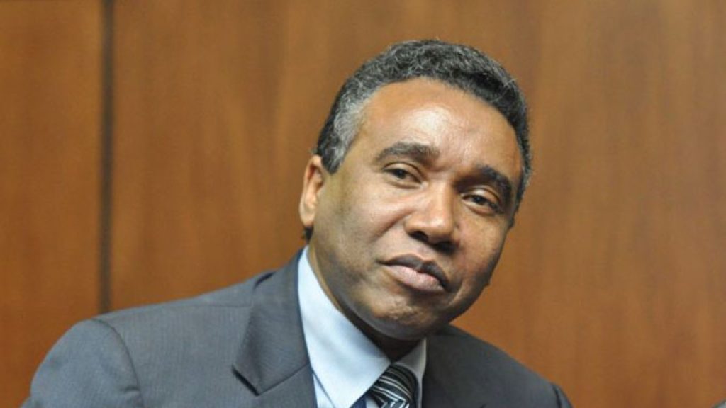 Félix Bautista propone despenalizar el derecho a la libertad de expresión con sanciones económicas
