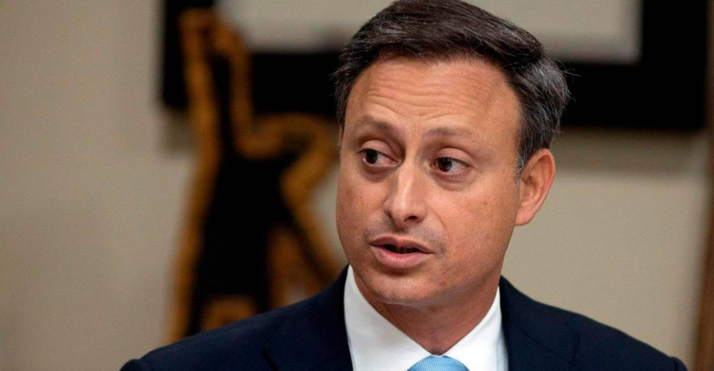 Jean Alain seguirá en juicio; tribunal descarta nulidad y reitera no usar mote “Medusa”