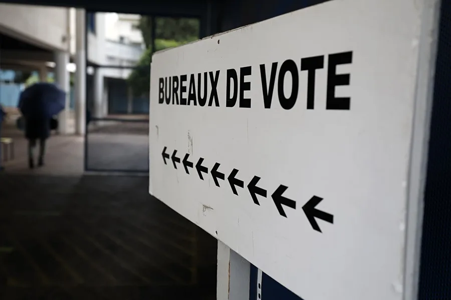 Elecciones presidenciales en Francia se celebrarán de abril a mayo en 2027