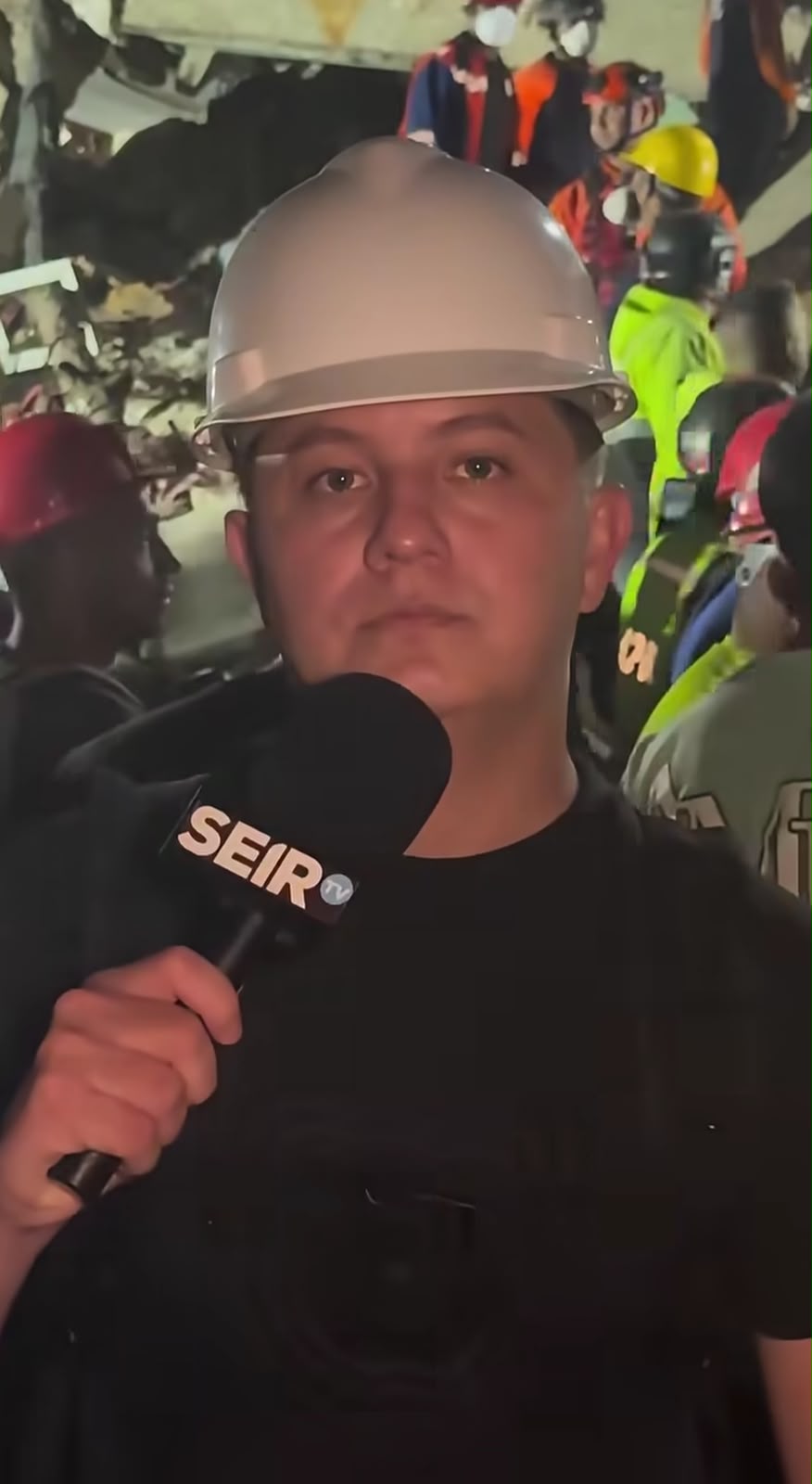 Reportan sobrevivientes bajo los escombros en caraballeda, 29 días despues de los terremotos en Venezuela