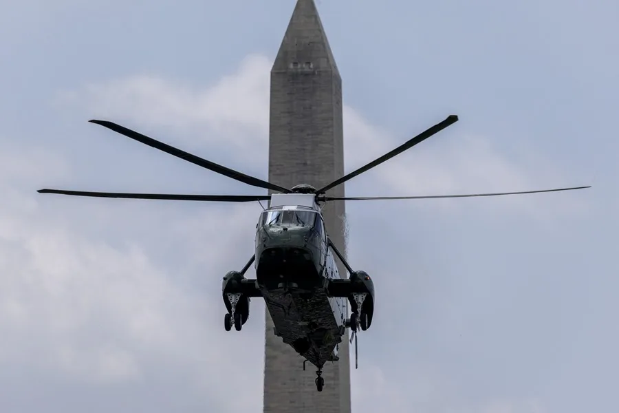 Helicóptero de Donald Trump tuvo un acercamiento en vuelo con un avión comercial en Washington