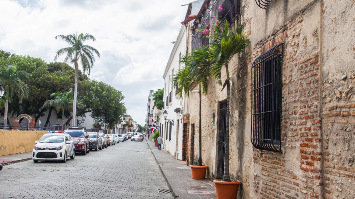 Nuevo plan limitará tránsito en la Zona Colonial