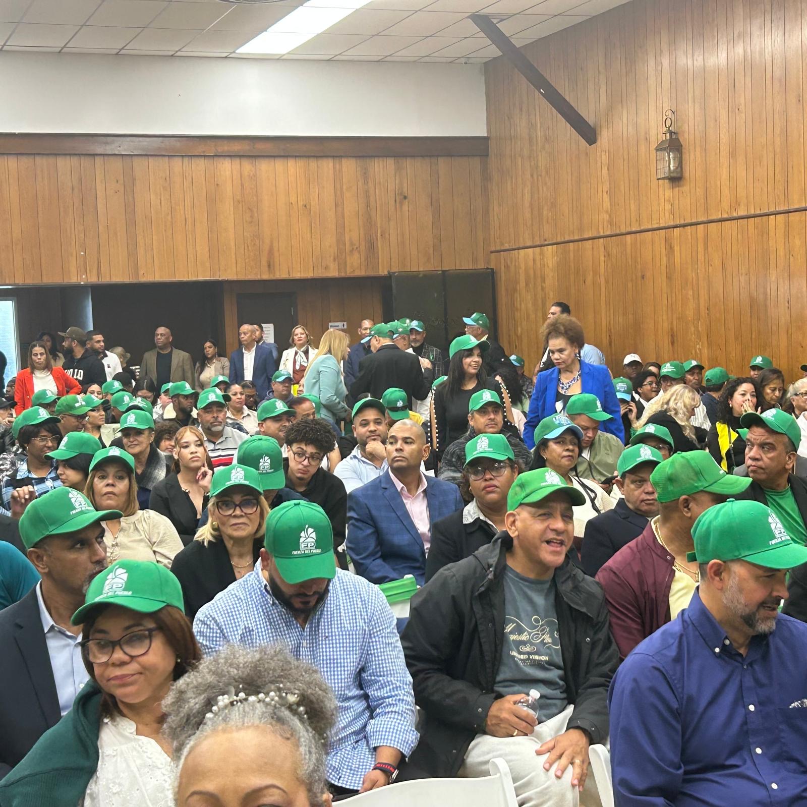 Fuerza del Pueblo amplía su estructura en Nueva Jersey con la juramentación de cientos de nuevos miembros