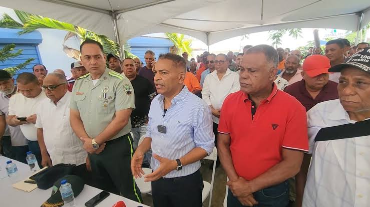 CNTT anuncia rebaja de RD$10 en pasaje para estudiantes y agentes uniformados en Santiago