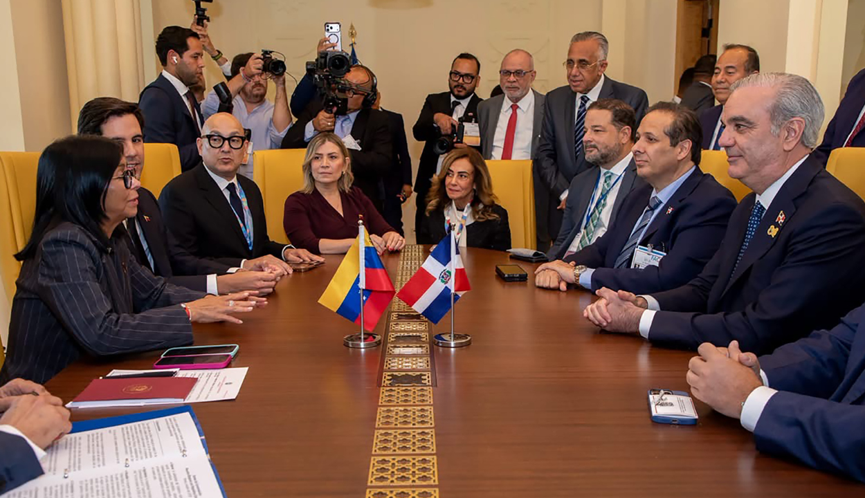 Abinader y Delcy Rodríguez buscan ampliar la cooperación entre RD y Venezuela