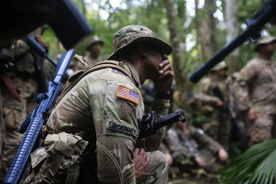 Estados Unidos inicia el despliegue de 600 soldados en Panamá por la campaña antidrogas