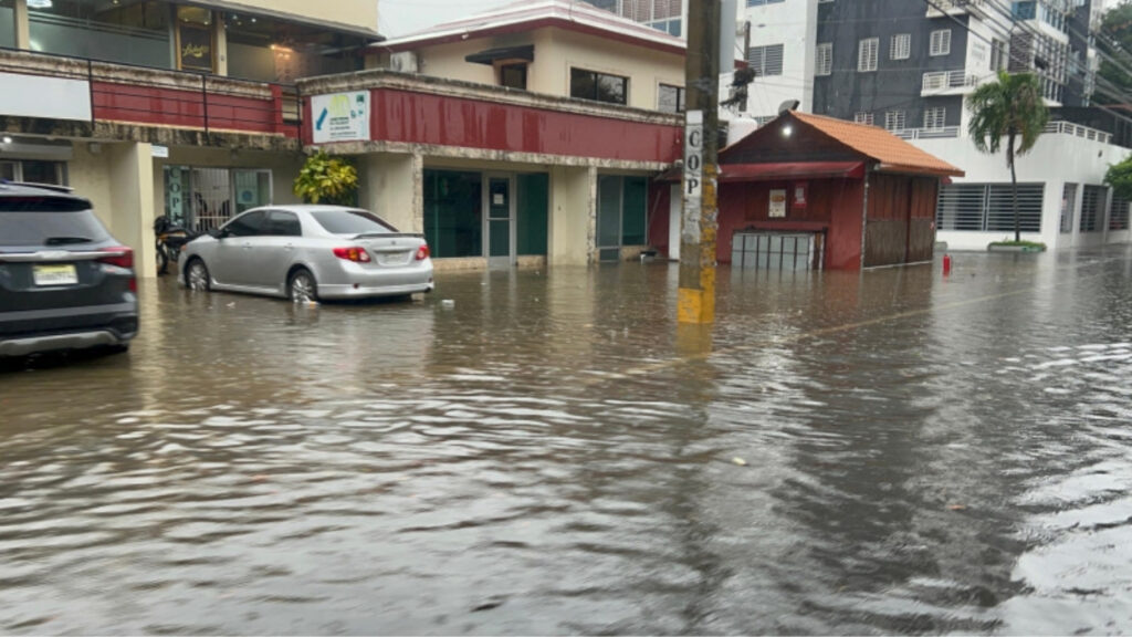 COE mantiene alerta verde para cinco provincias por posibles inundaciones