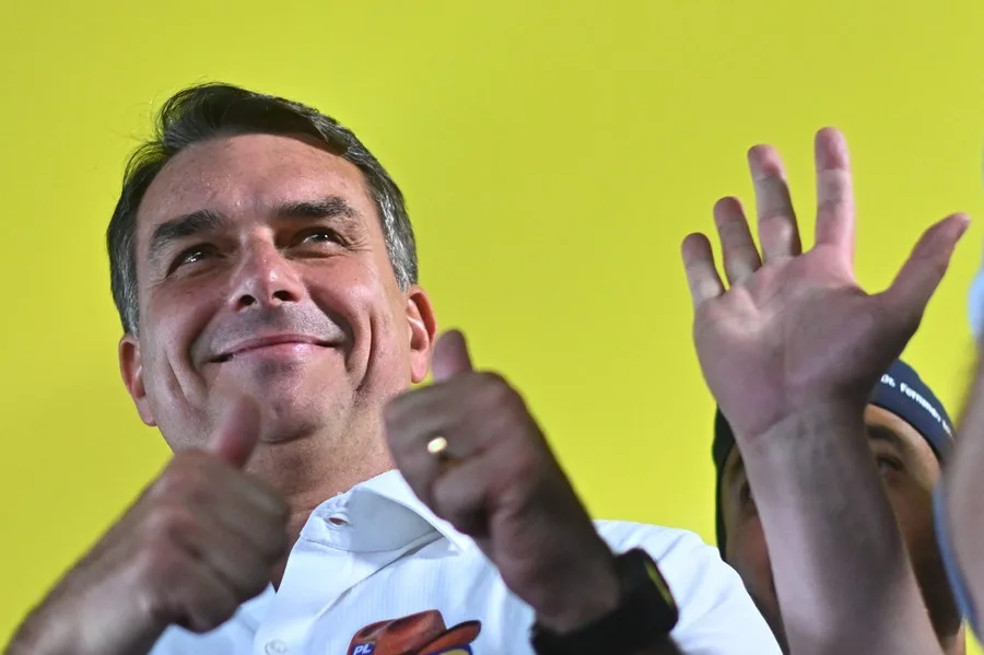 Bolsonaro lidera la primera encuesta previa a la segunda vuelta Presidencial de Brasil