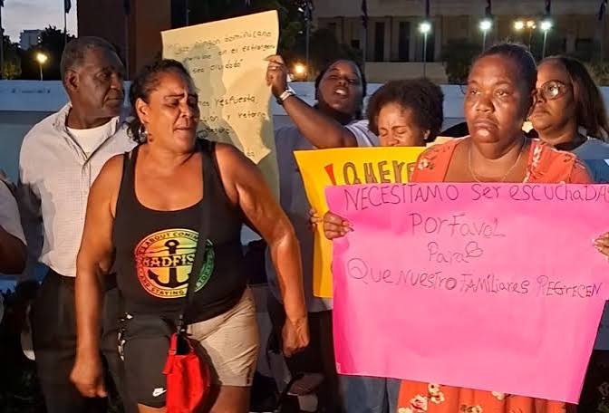 Familiares exigen al Gobierno retorno de dominicanos en guerra Rusia-Ucrania