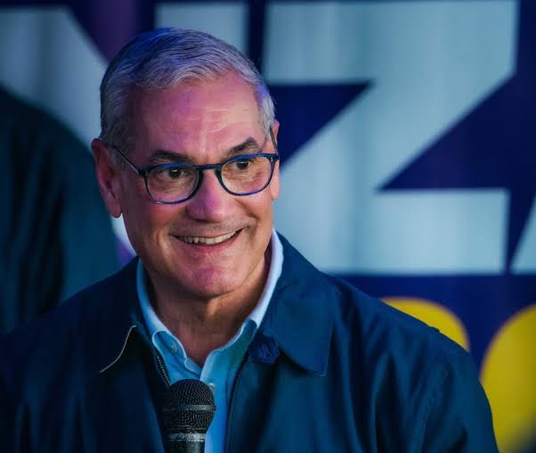 Gonzalo Castillo lidera preferencias entre miembros del PLD con un 45.5 %, según encuesta