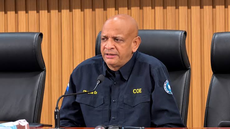 Director del COE activa protocolos ante lluvias y prioriza despliegue de equipos en el suroeste