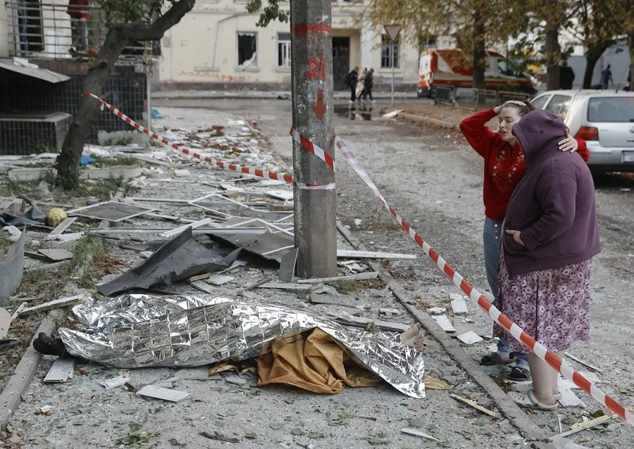 Al menos quince muertos en un nuevo ataque masivo ruso contra Kiev y otras siete regiones de Ucrania