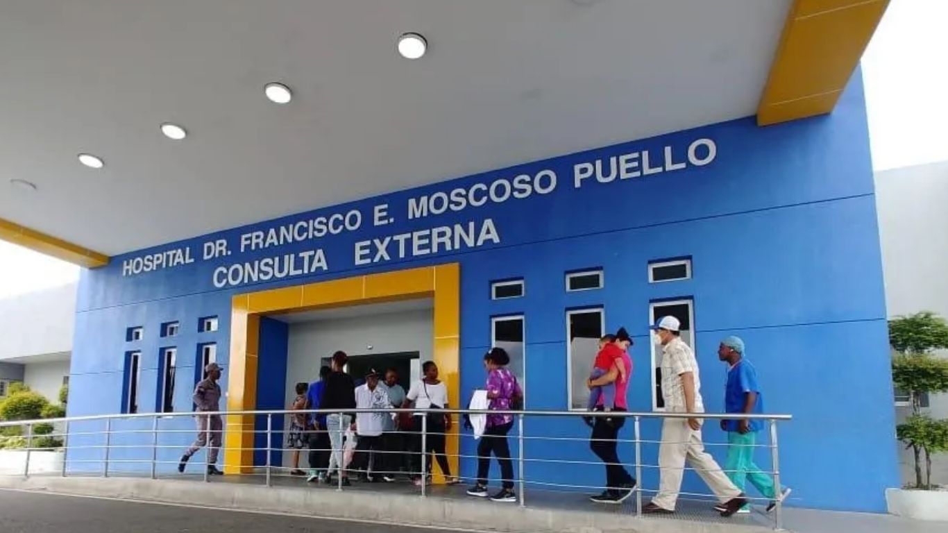 Médicos paralizan consultas por 24 horas; exigen incentivos y más nombramientos
